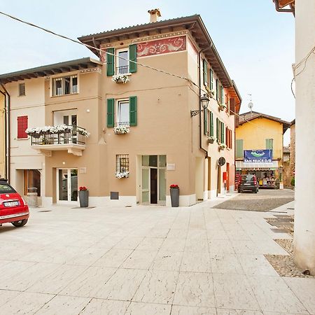 La Bellavita Del Garda Luxury Apartments San Felice del Benaco Bagian luar foto