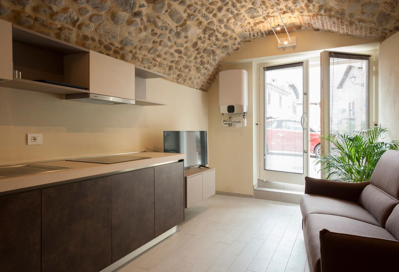 La Bellavita Del Garda Luxury Apartments San Felice del Benaco Bagian luar foto