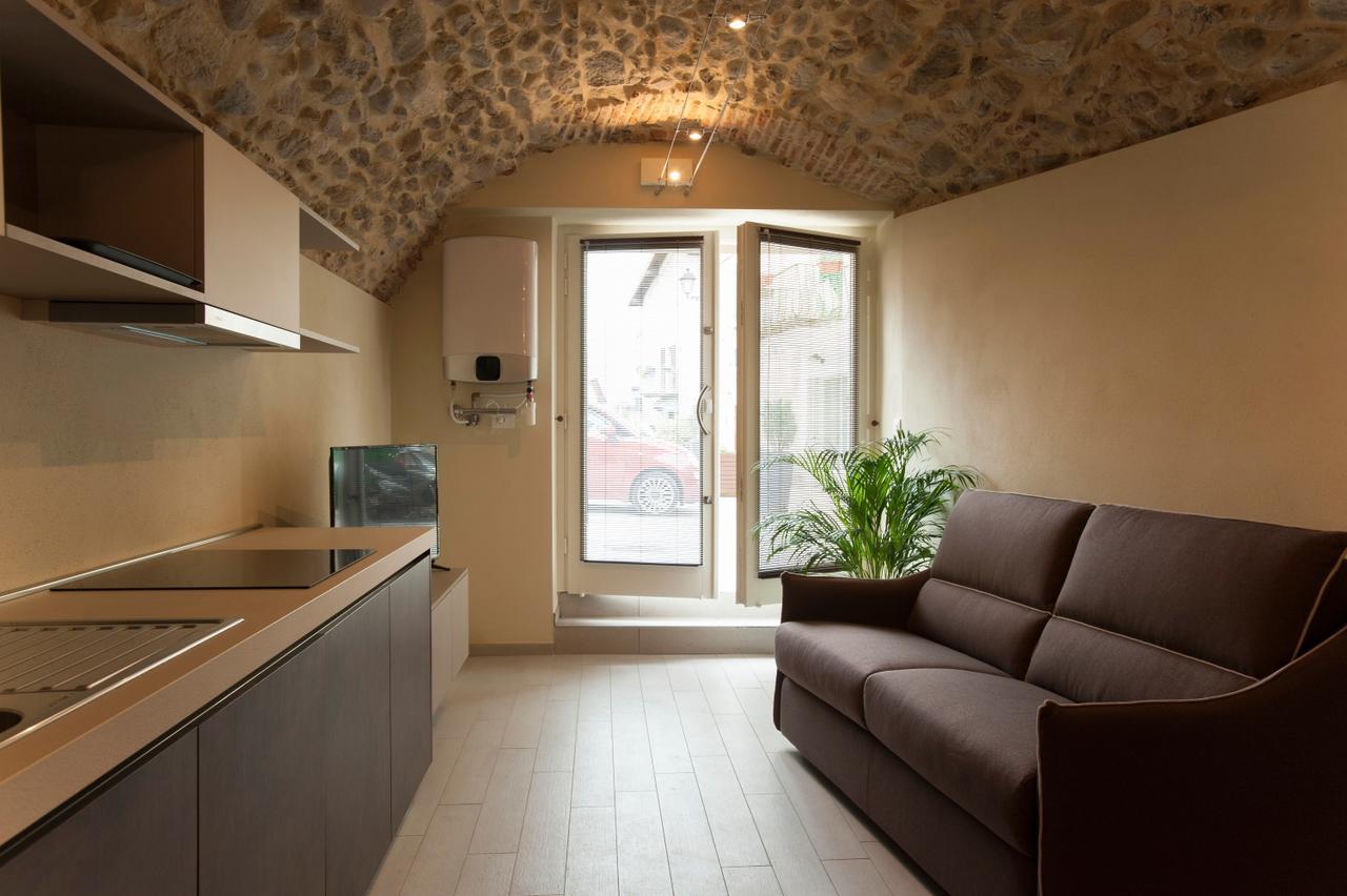 La Bellavita Del Garda Luxury Apartments San Felice del Benaco Bagian luar foto